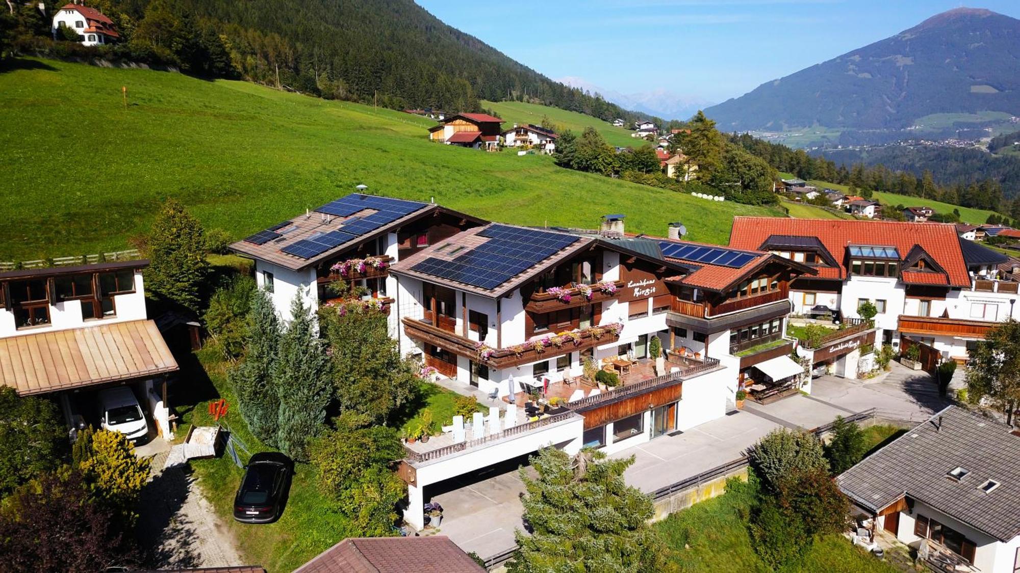 Landhaus Birgit Telfes im Stubai Bagian luar foto