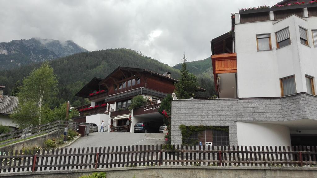 Landhaus Birgit Telfes im Stubai Bagian luar foto