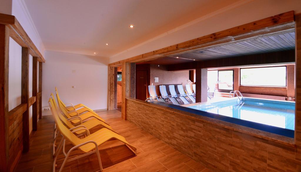Landhaus Birgit Telfes im Stubai Bagian luar foto